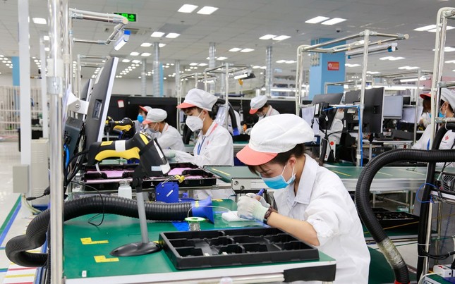Vietnam: Foreign Direct Investment Hits 5-Year High in First 6 Months